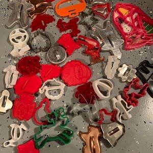 All sizes of cookie cutters